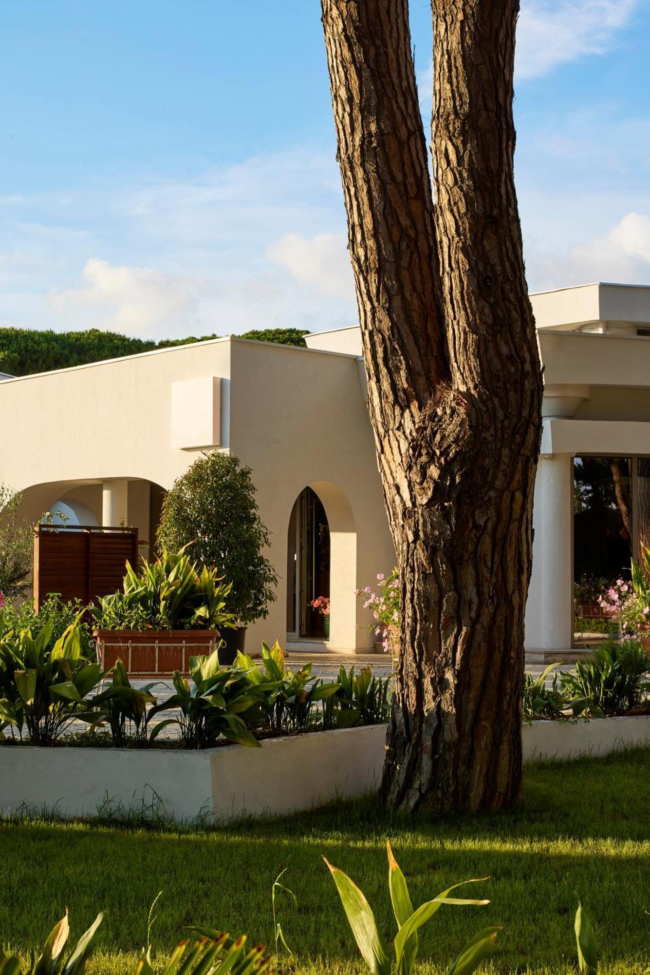 Sol Tropikal Durres Hotel ภายนอก รูปภาพ