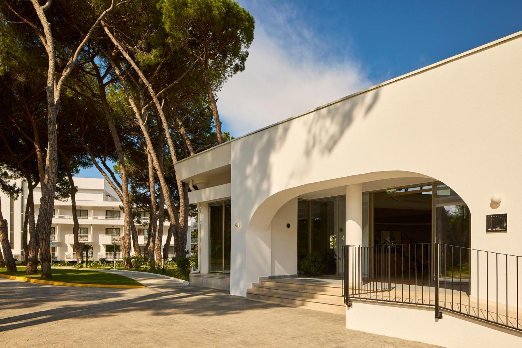 Sol Tropikal Durres Hotel ภายนอก รูปภาพ