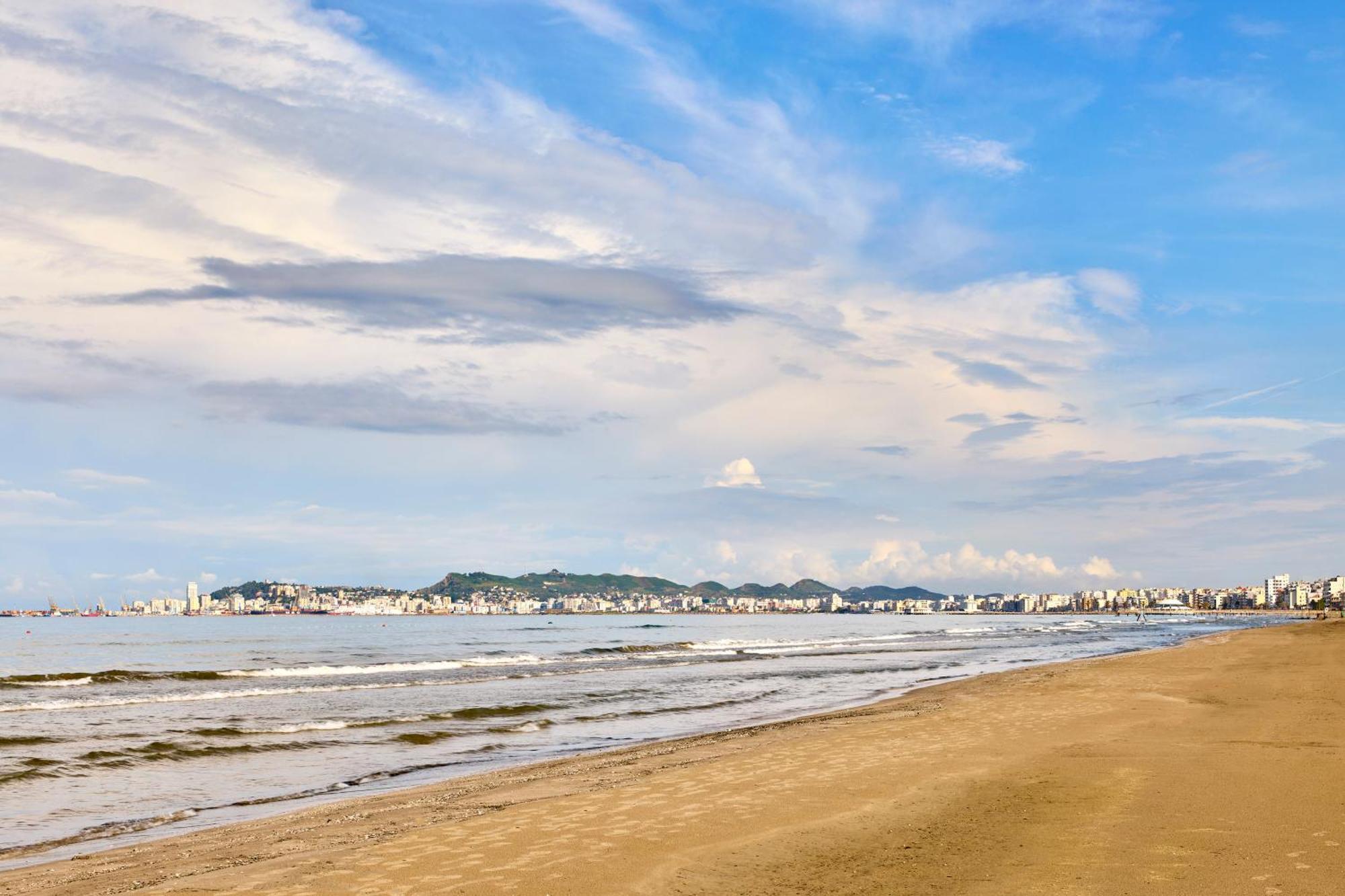 Sol Tropikal Durres Hotel ภายนอก รูปภาพ